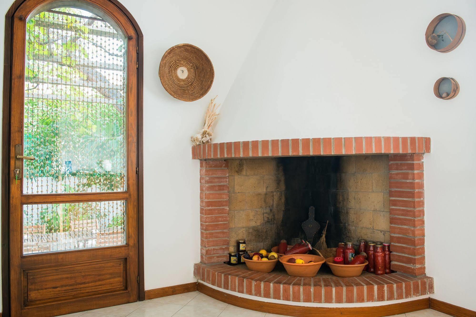 Sa Cruxitta Bed & Breakfast
